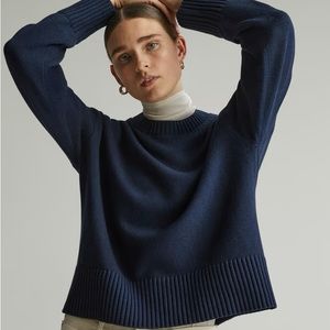 Everlane Organic Cotton Crew Neck Sweater in Navy